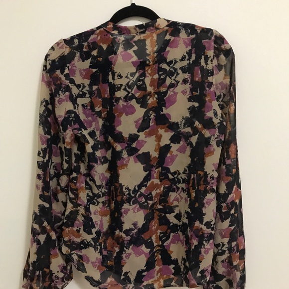 High neck patterned blouse - Picture 2 of 2